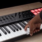 მიდი პიანინო M-Audio OXYGEN61MK5- 61 KEY USB MIDI Performance Controller - Image 2